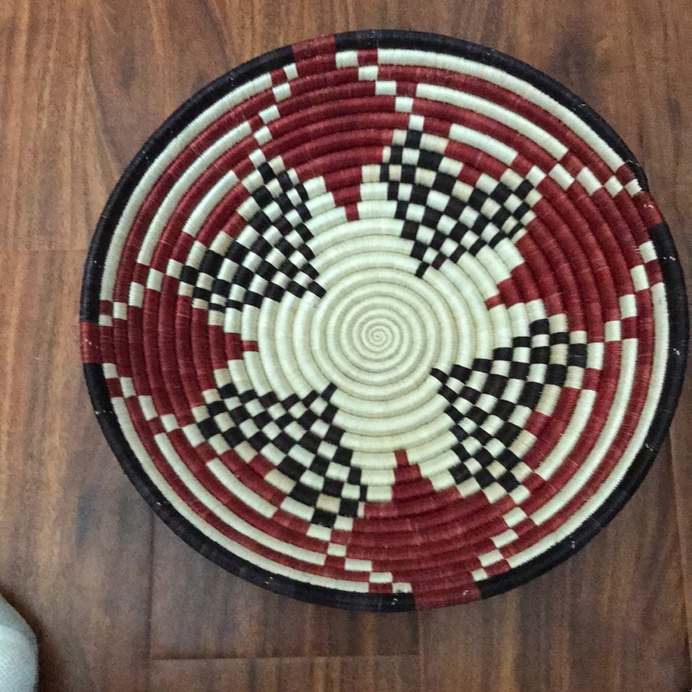 Authentic Rwandan sweetgrass basket.
